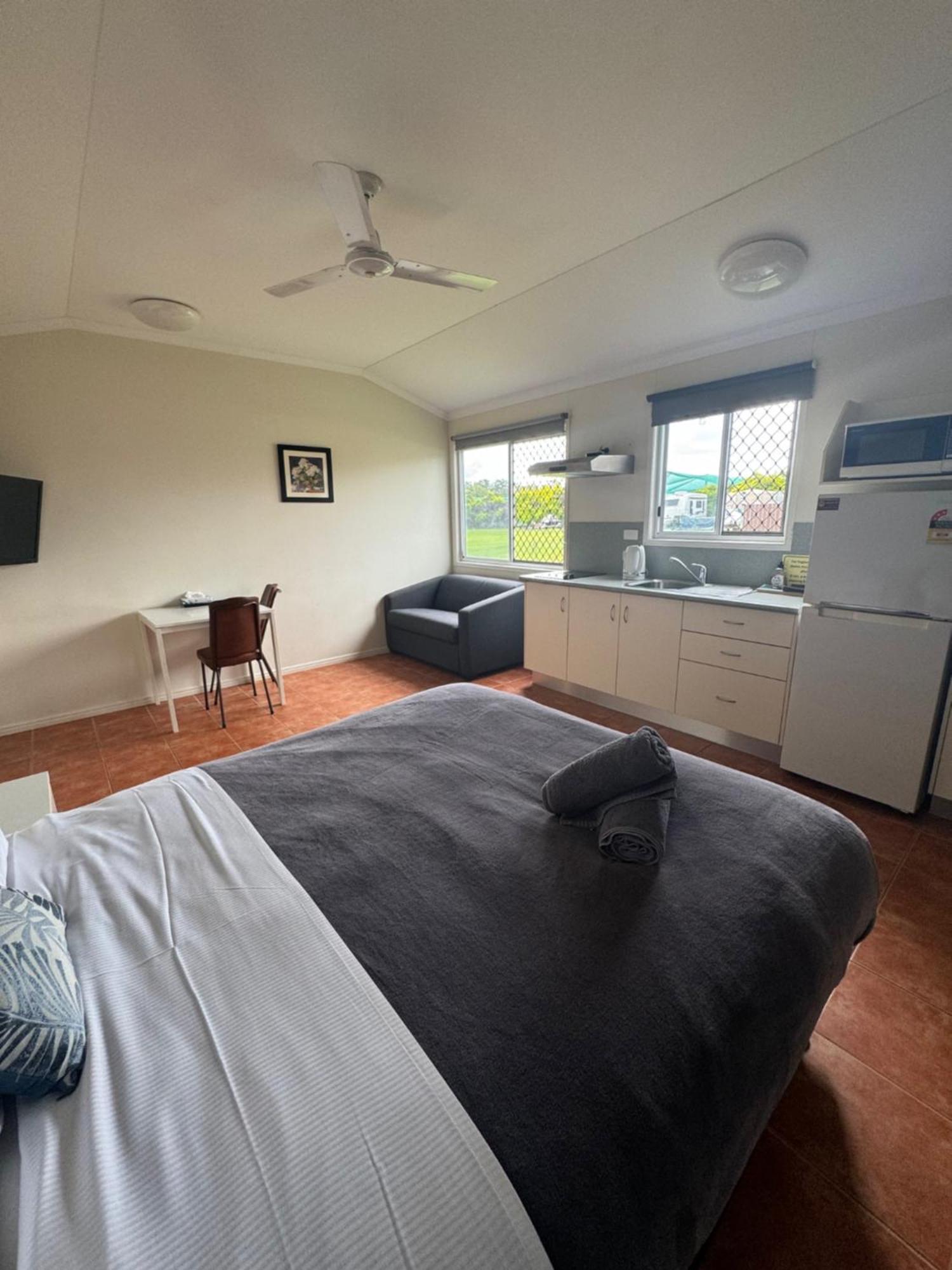 Motor 3* Mareeba